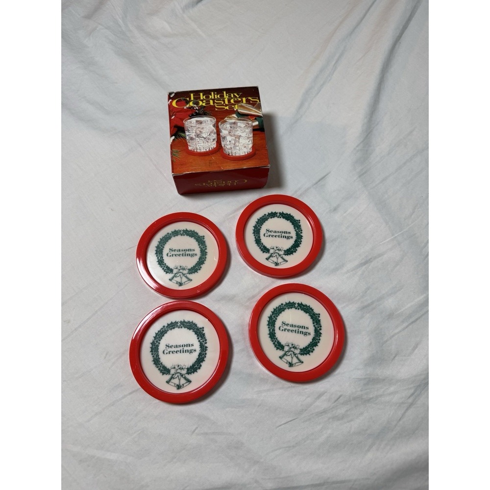 Vintage Christmas Coasters Plastic Seasons Greetings Set Of 4 Red Green White
